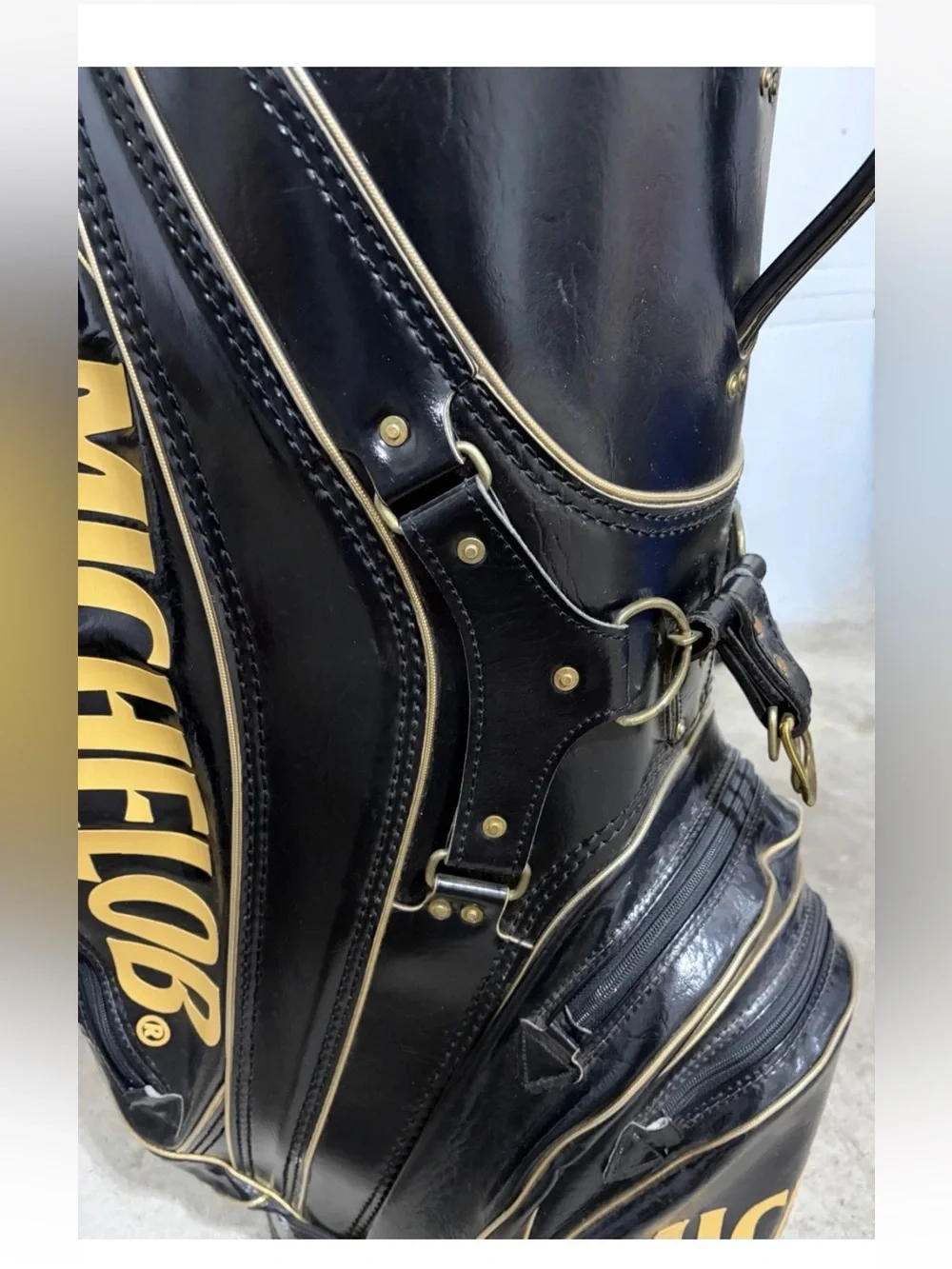 VINTAGE MICHELOB Black Faux Leather Carry Golf Bag 35